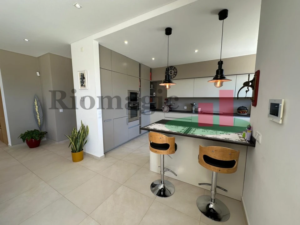 Moradia T3 para Venda em Carvalhal Foto 8