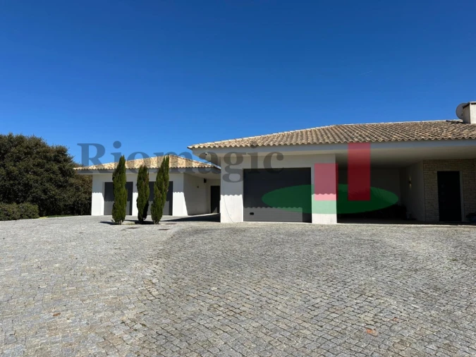 Moradia T3 para Venda em Carvalhal Foto 31