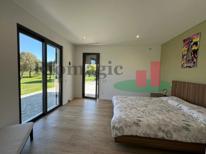 Moradia T3 para Venda em Carvalhal Foto 24