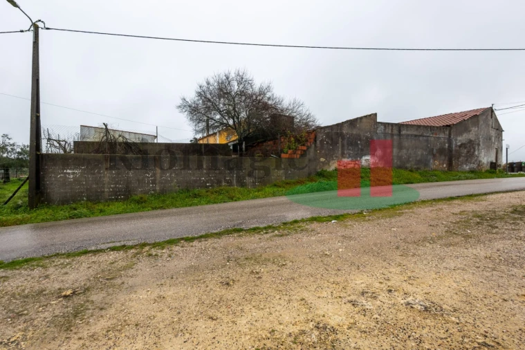 Moradia T3 para Venda em Marvila, Ribeira Santarém, São Salvador, São Nicolau Foto 4