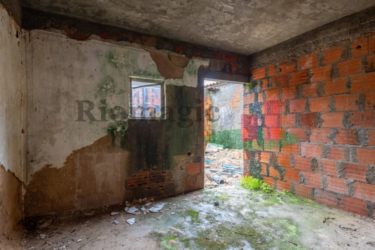 Moradia T3 para Venda em Marvila, Ribeira Santarém, São Salvador, São Nicolau Foto 13