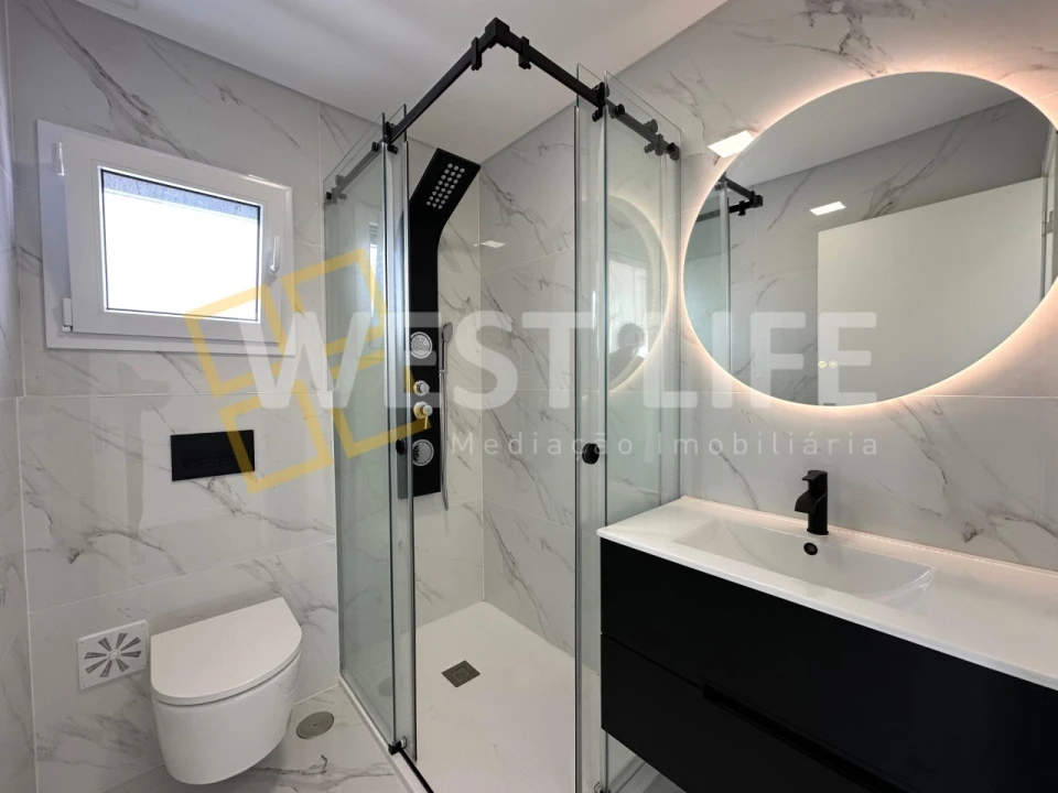 Moradia T4 para Venda em Santa Barbara Foto 12