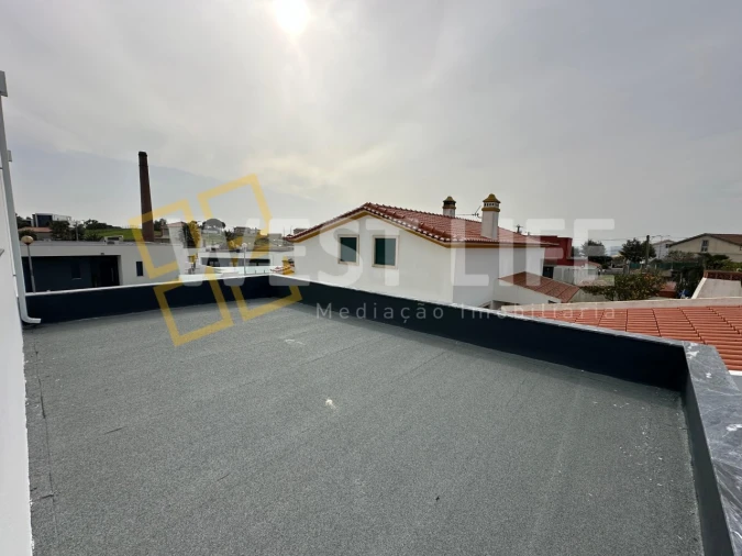 Moradia T4 para Venda em Santa Barbara Foto 21