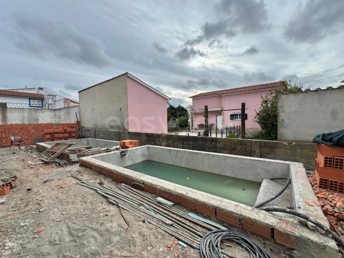 Moradia T4 para Venda em Fernao Ferro Foto 7