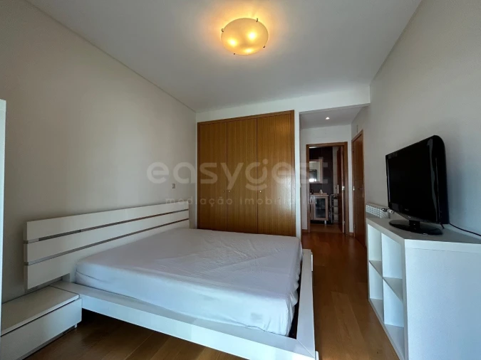 Apartamento T2 para Arrendamento em Alvalade Foto 15