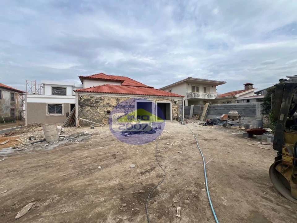 Moradia T3 para Venda em Lobão, Gião, Louredo e Guisande Foto 1