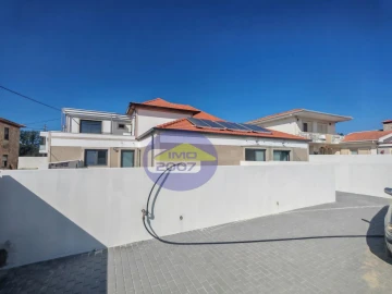 Moradia T3 para Venda em Lobão, Gião, Louredo e Guisande