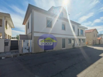 Moradia T3 para Venda em Lobão, Gião, Louredo e Guisande