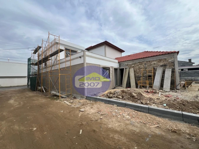 Moradia T3 para Venda em Lobão, Gião, Louredo e Guisande Foto 2