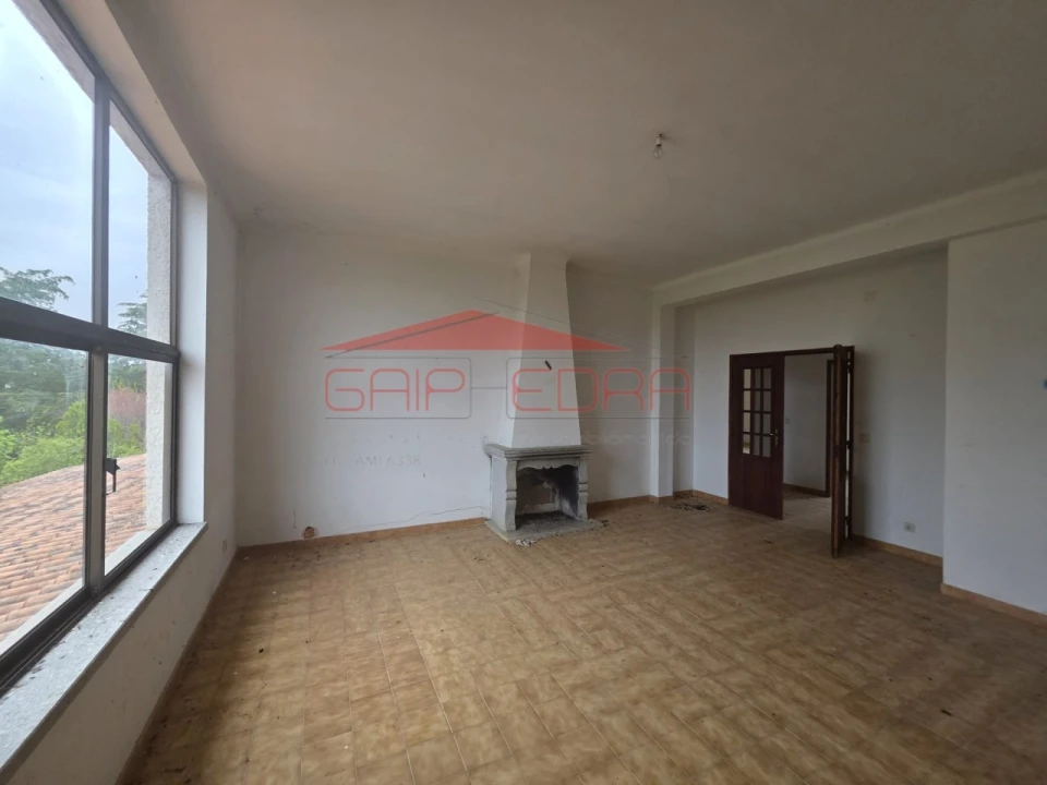 Moradia T4 para Venda em Ferro Foto 17