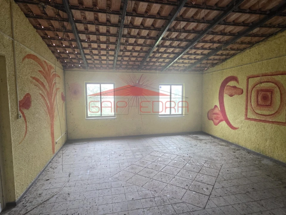 Moradia T4 para Venda em Ferro Foto 28