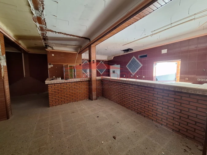 Moradia T4 para Venda em Ferro Foto 6