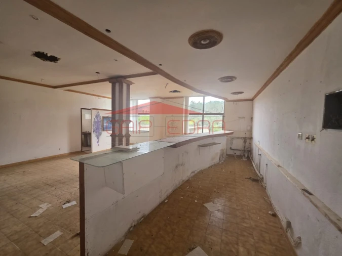 Moradia T4 para Venda em Ferro Foto 21