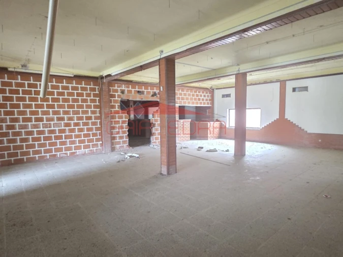 Moradia T4 para Venda em Ferro Foto 7