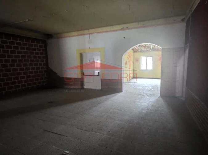 Moradia T4 para Venda em Ferro Foto 12