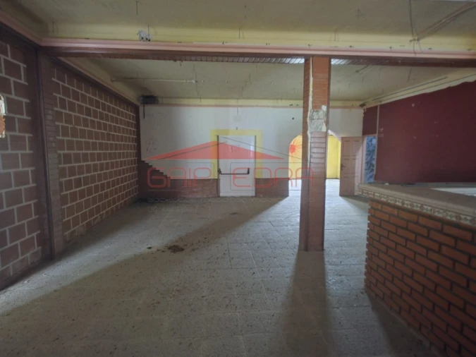 Moradia T4 para Venda em Ferro Foto 10