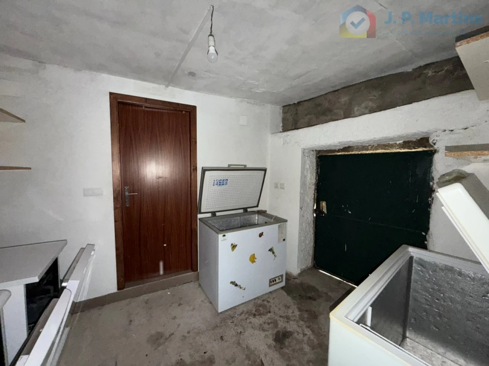 Moradia T1 para Venda em Vascoveiro Foto 5