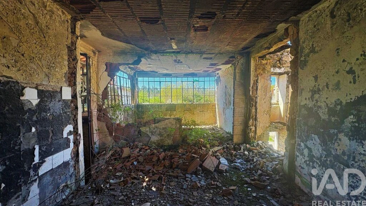 Moradia para Venda em Castanheira de Pêra e Coentral Foto 12