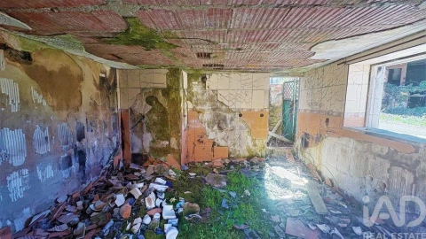 Moradia para Venda em Castanheira de Pêra e Coentral