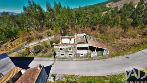 Moradia para Venda em Castanheira de Pêra e Coentral