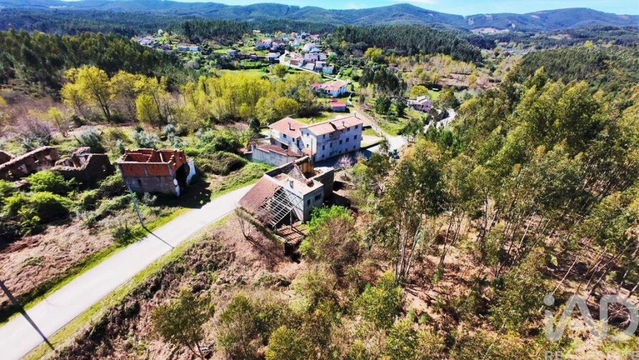 Moradia para Venda em Castanheira de Pêra e Coentral Foto 35