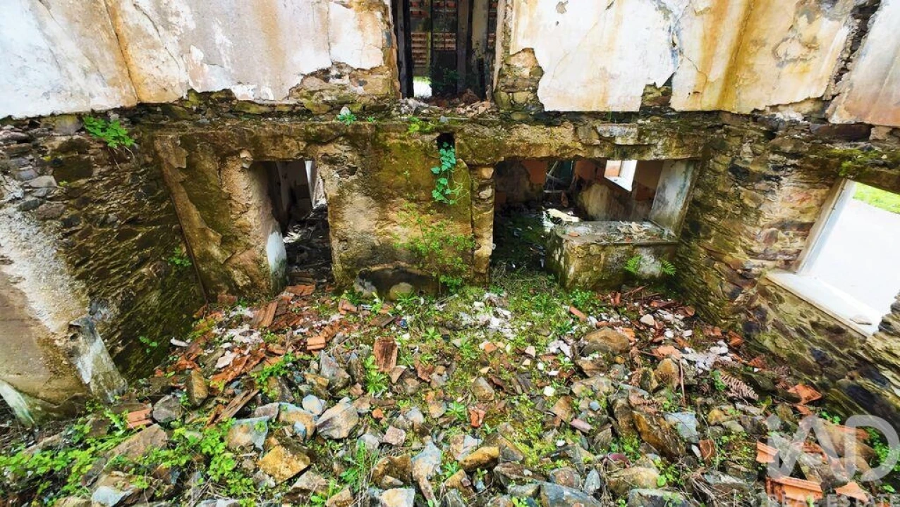 Moradia para Venda em Castanheira de Pêra e Coentral Foto 14