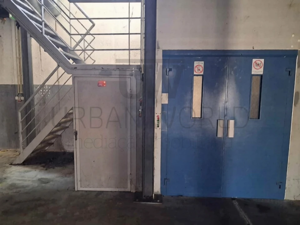 Armazém para Venda em Touguinha e Touguinhó Foto 4