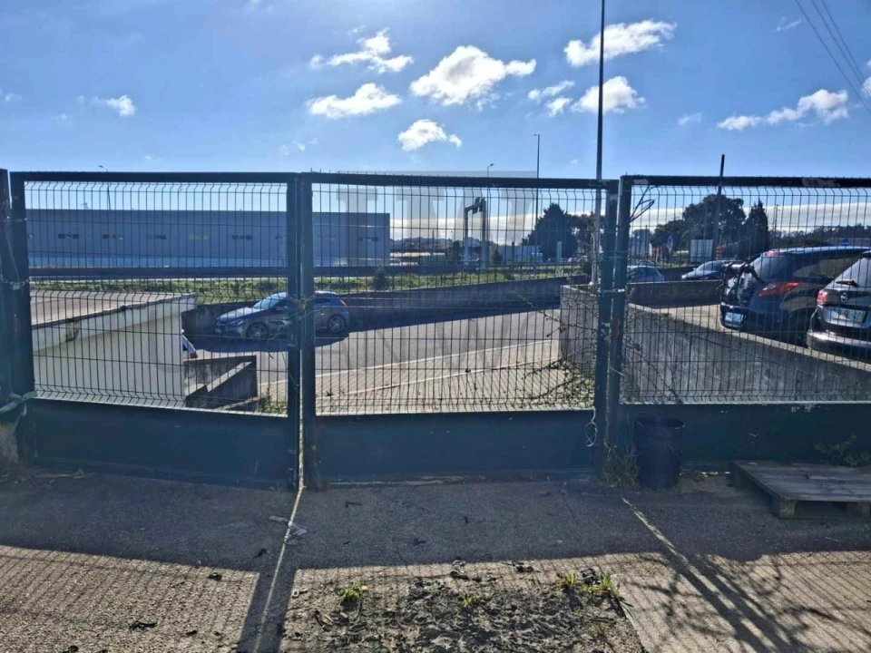 Armazém para Venda em Touguinha e Touguinhó Foto 6