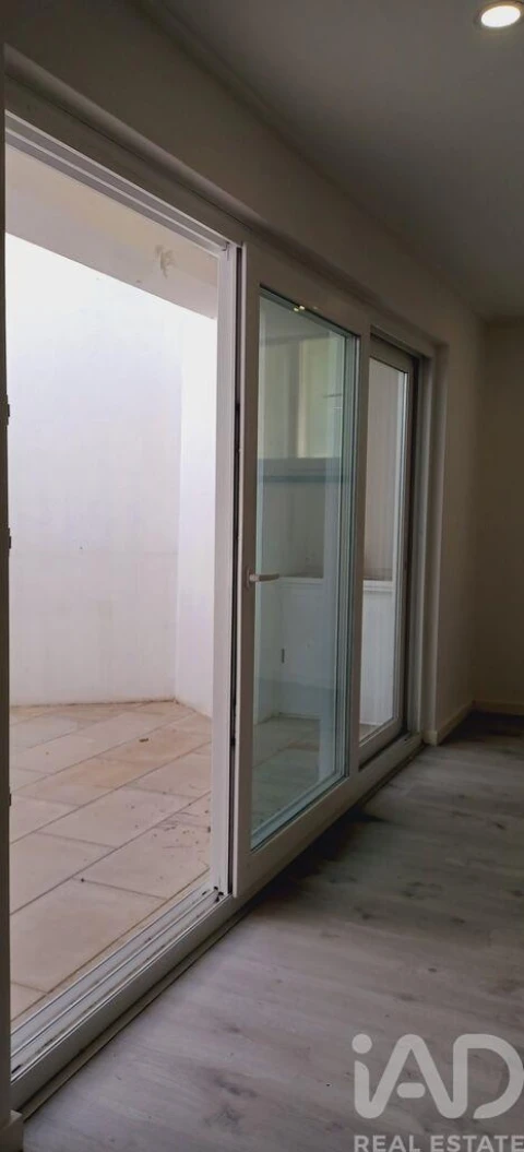 Apartamento T3 para Arrendamento em Alhos Vedros