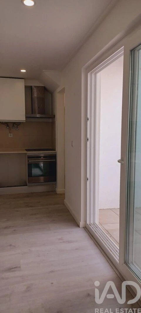 Apartamento T3 para Arrendamento em Alhos Vedros
