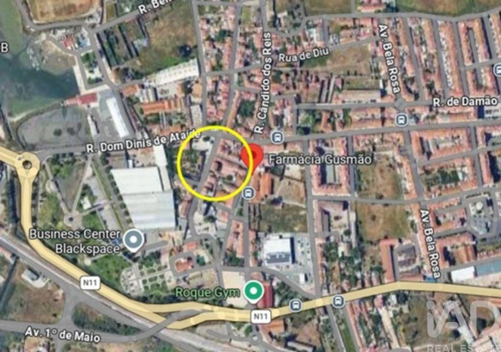 Apartamento T3 para Arrendamento em Alhos Vedros Foto 1