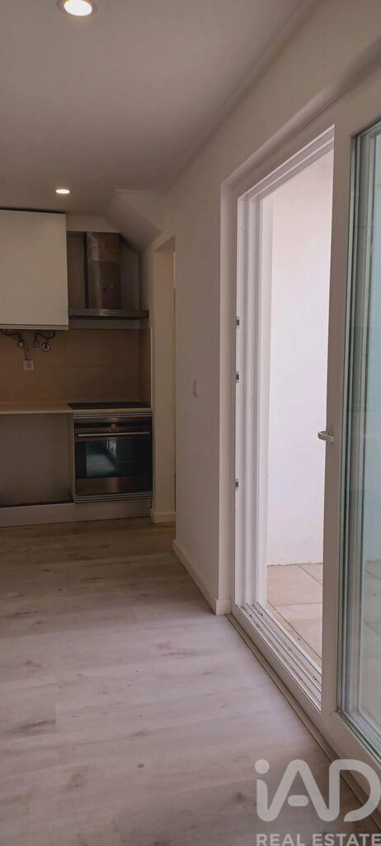 Apartamento T3 para Arrendamento em Alhos Vedros Foto 6