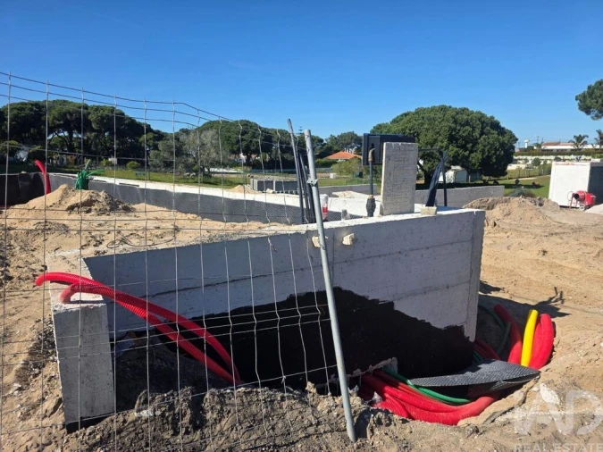 Moradia T2 para Venda em Sesimbra (Castelo) Foto 2