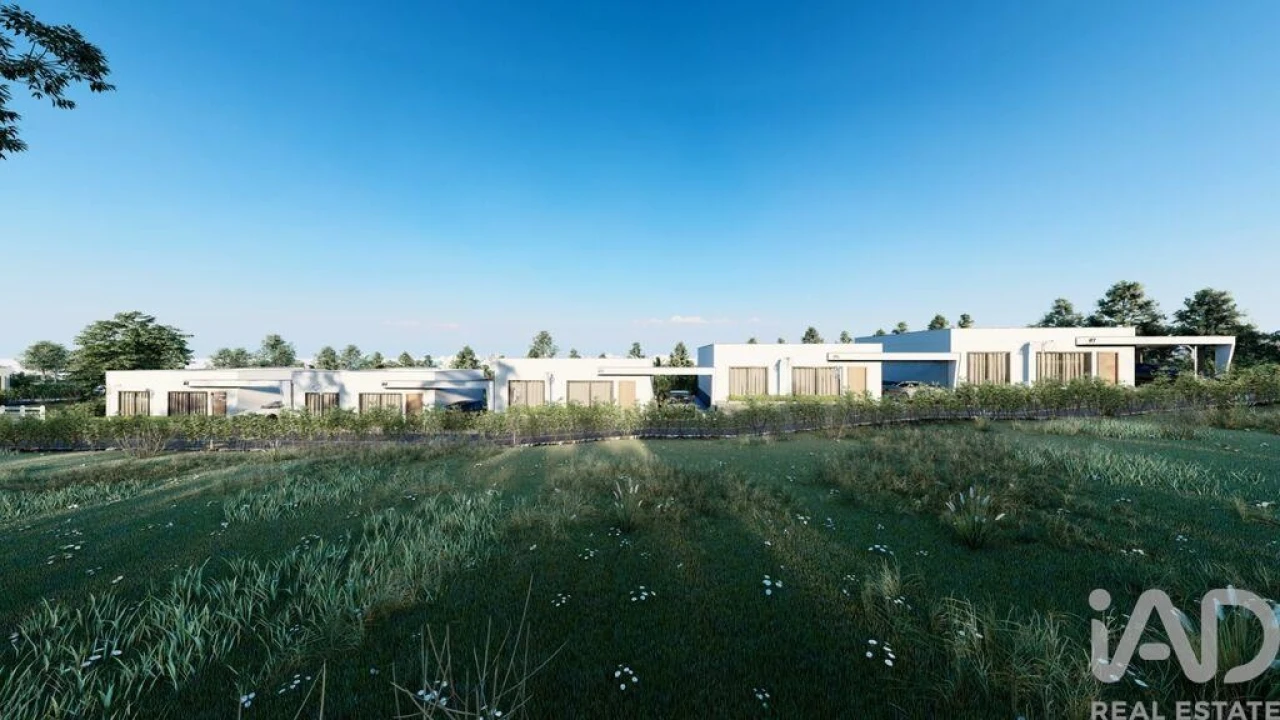 Moradia T2 para Venda em Sesimbra (Castelo) Foto 8