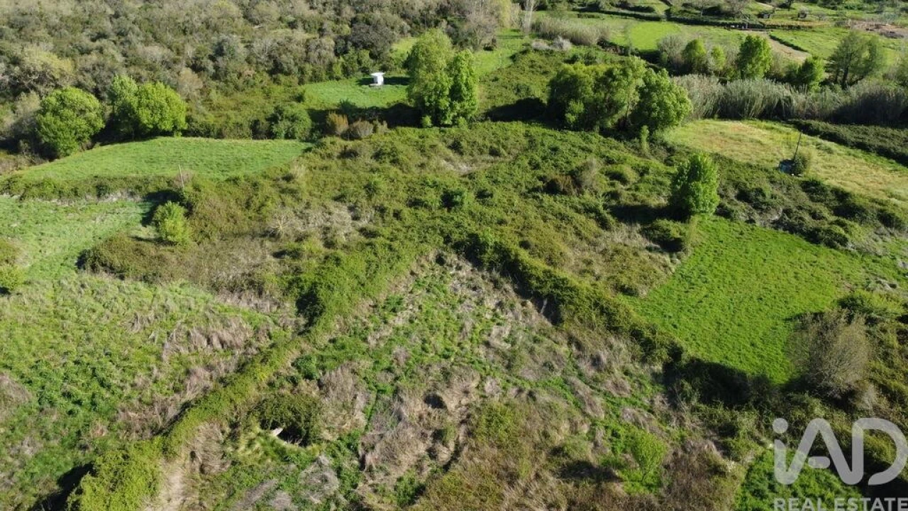 Terreno para Venda em Chãos Foto 12