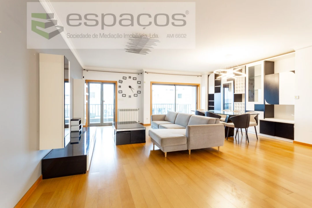 Apartamento T3 para Venda em Olivais Foto 11