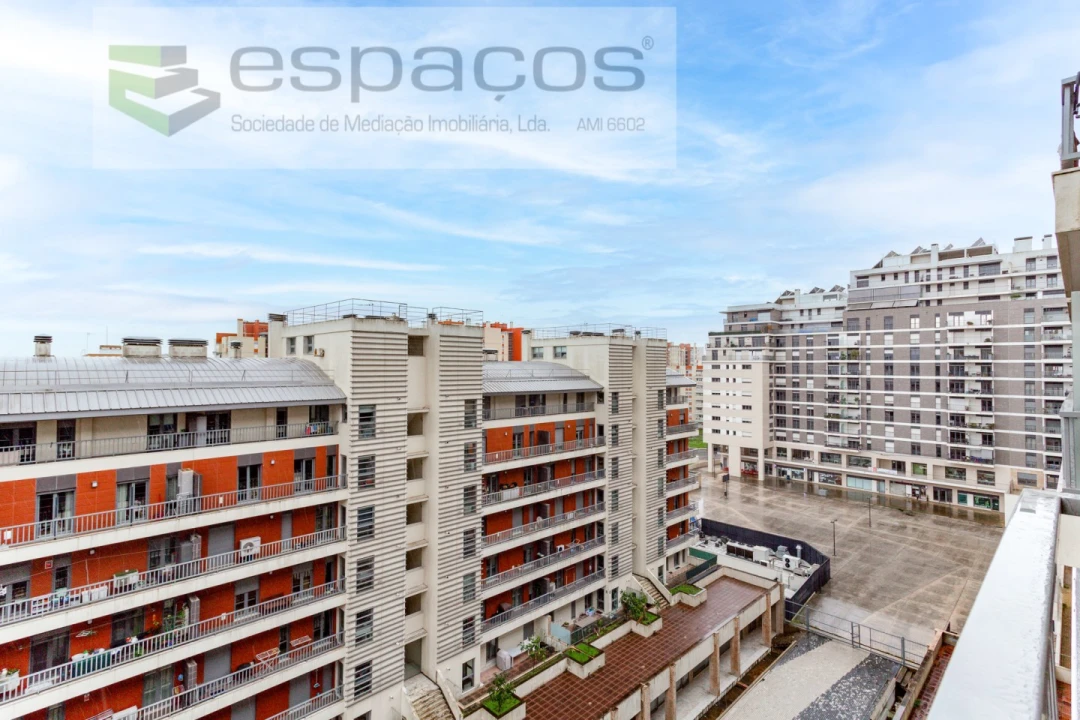 Apartamento T3 para Venda em Olivais Foto 49