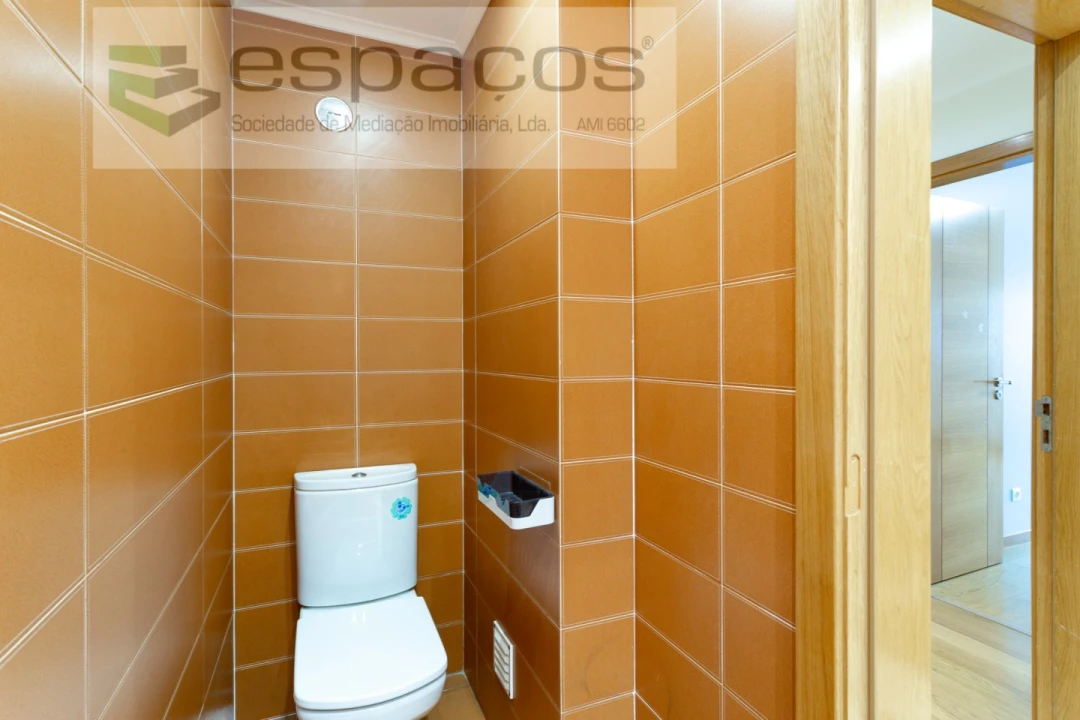 Apartamento T3 para Venda em Olivais Foto 24