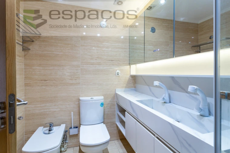 Apartamento T3 para Venda em Olivais Foto 34