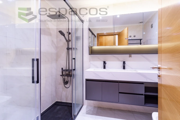 Apartamento T3 para Venda em Olivais Foto 40