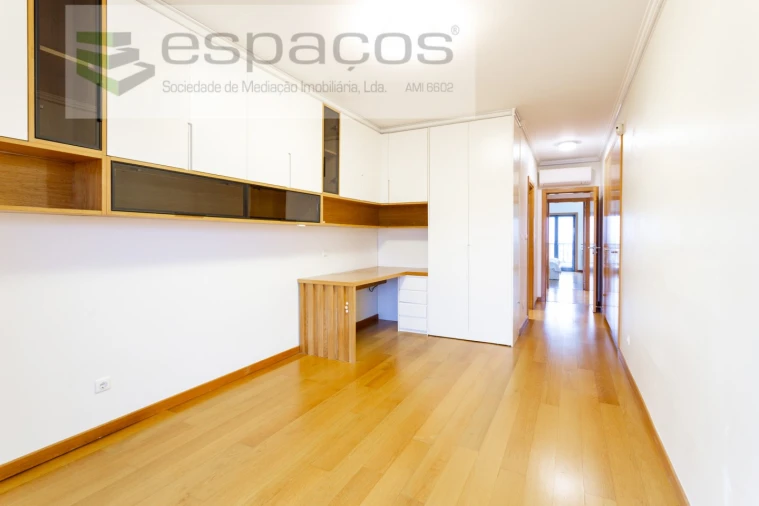 Apartamento T3 para Venda em Olivais Foto 36