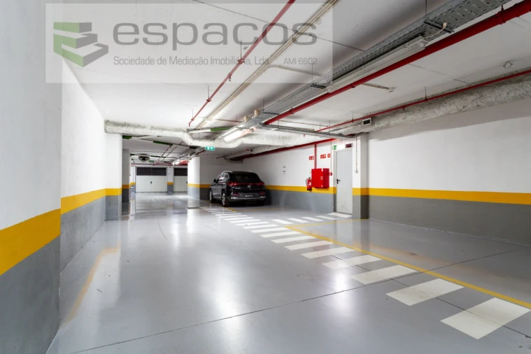 Apartamento T3 para Venda em Olivais Foto 46