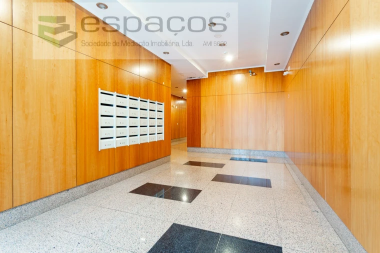 Apartamento T3 para Venda em Olivais Foto 47