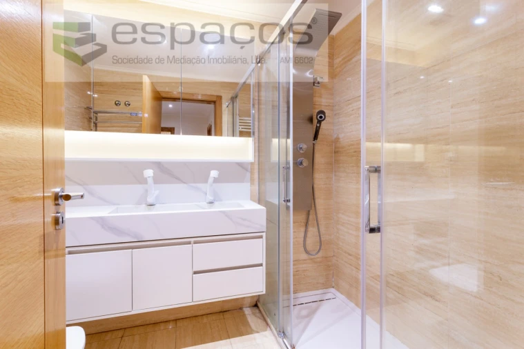 Apartamento T3 para Venda em Olivais Foto 33