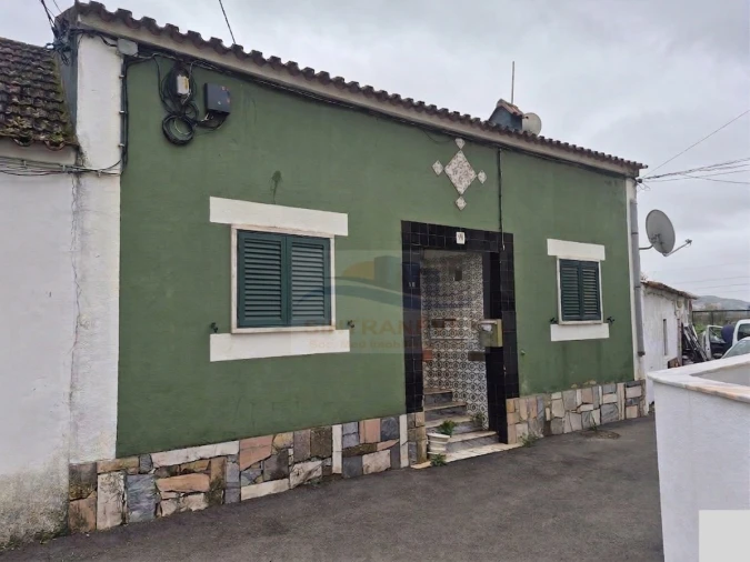 Moradia T2 para Venda em Vialonga Foto 1