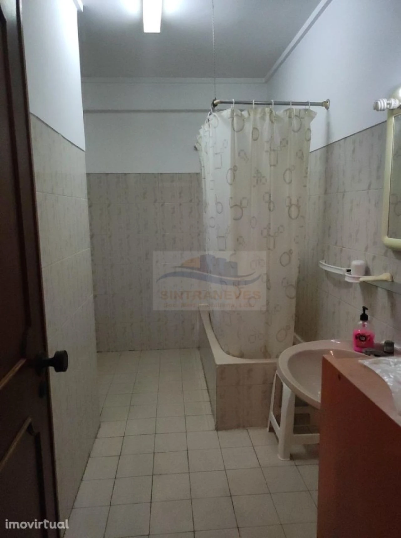 Apartamento T3 para Venda em Águas Livres Foto 7