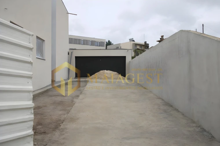 Moradia T3 para Venda em Pedroso e Seixezelo Foto 4