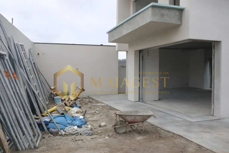 Moradia T3 para Venda em Pedroso e Seixezelo Foto 9