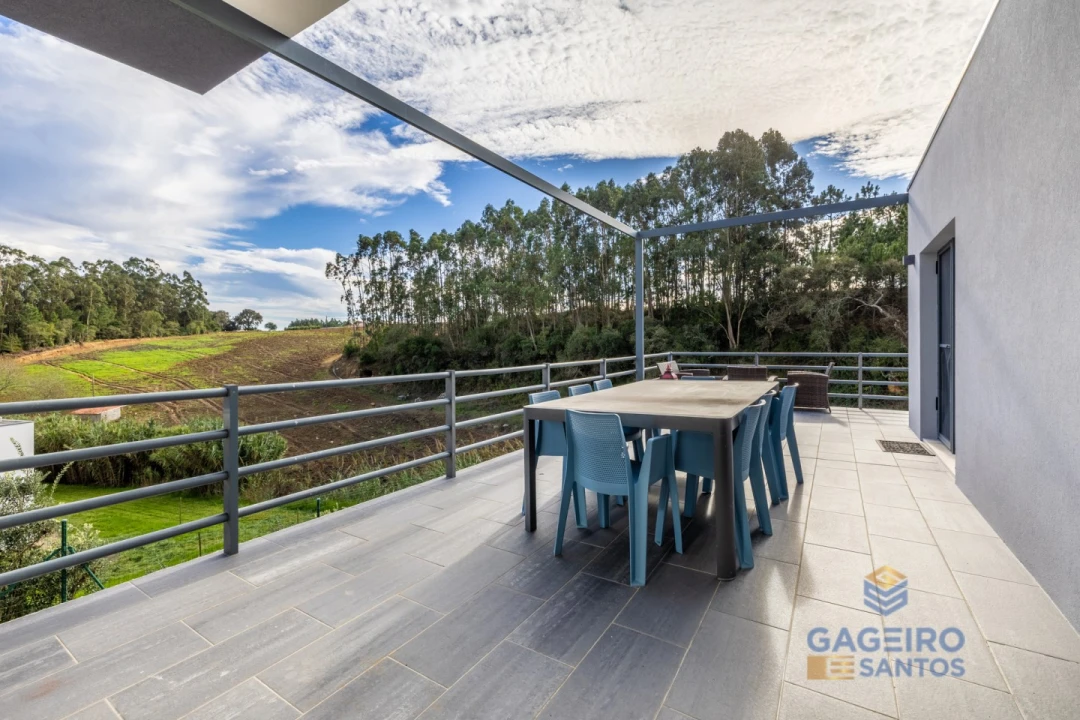 Moradia T4 para Venda em Barrio Foto 16