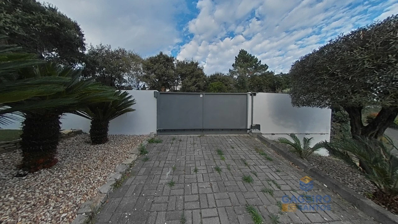 Moradia T4 para Venda em Barrio Foto 87